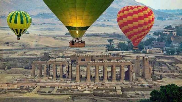 Luxor hot air balloon