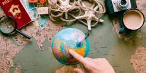6-TIPS-FOR-TRAVELING-THE-WORLD-ON-A-LIMITED-BUDGET-1-300X150